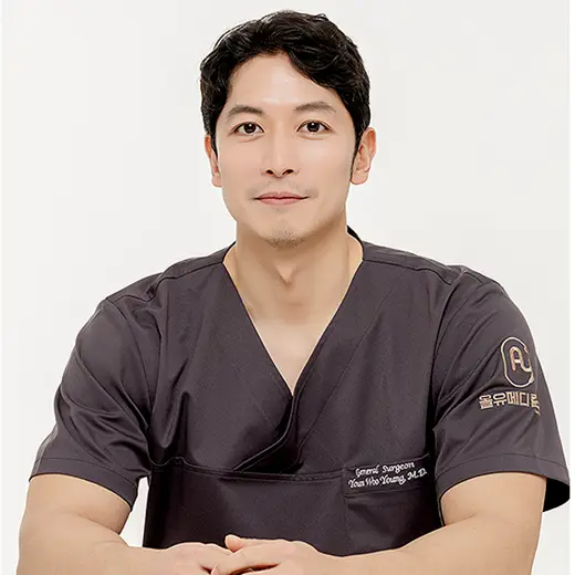 Woo-Young Yoon 医師の公式プロフィール写真