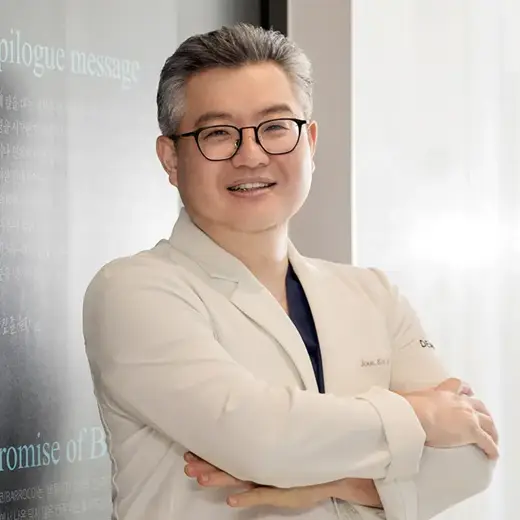 Jun Kim 医師の公式プロフィール写真