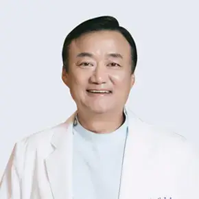Jong-Ho Lee 医師の公式プロフィール写真
