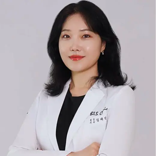 Se Jin Kim 医師の公式プロフィール写真