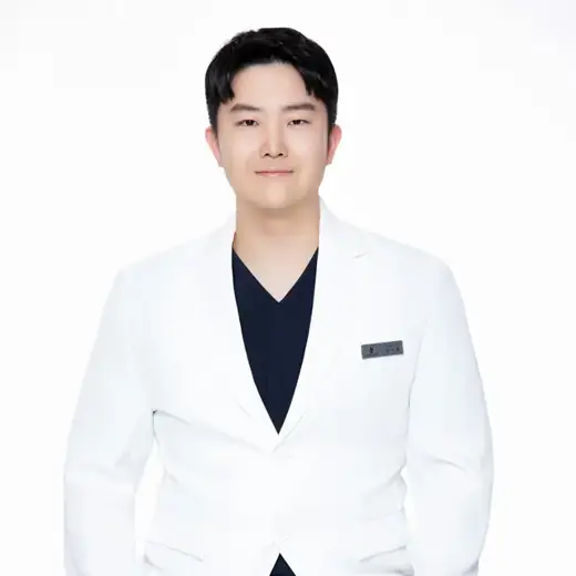 Suk-hwan In 医師の公式プロフィール写真
