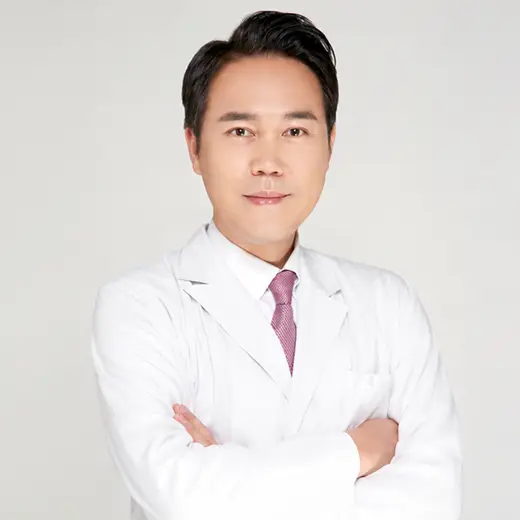 Lee Jin-soo 医師の公式プロフィール写真