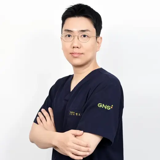 Do-Jin Hyun 医師の公式プロフィール写真