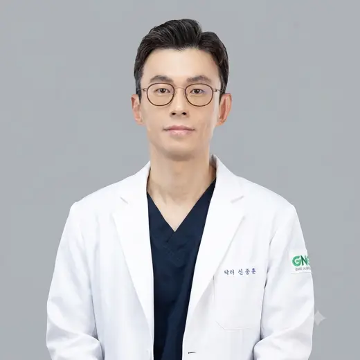 Sung-Hun Lee 医師の公式プロフィール写真