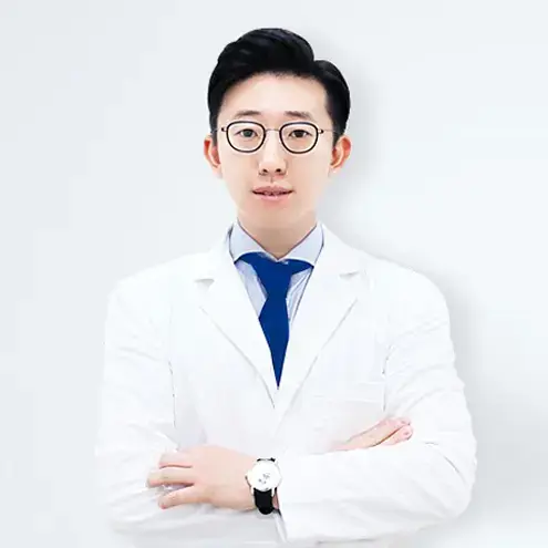Hyung-woo Yoon 医師の公式プロフィール写真