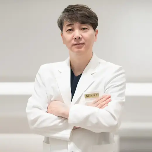Dong-Hyuk Kim 医師の公式プロフィール写真