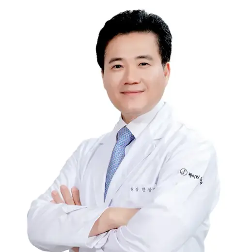 Sang Youp Han 医師の公式プロフィール写真