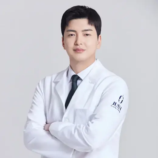 Yang Jun Young 医師の公式プロフィール写真