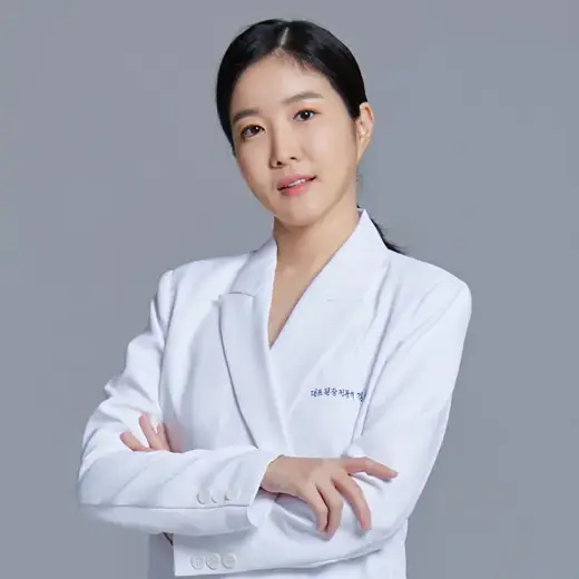Hyeon-ok Kim 医師の公式プロフィール写真