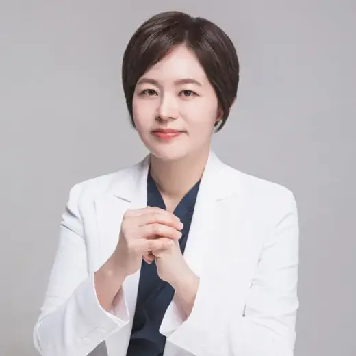 Park Hyo Jingle 歯科医師の公式プロフィール写真