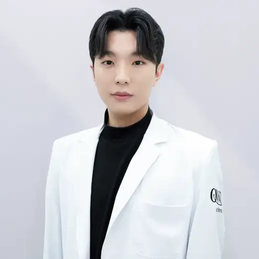 Kyu-yong Yoon 医師の公式プロフィール写真