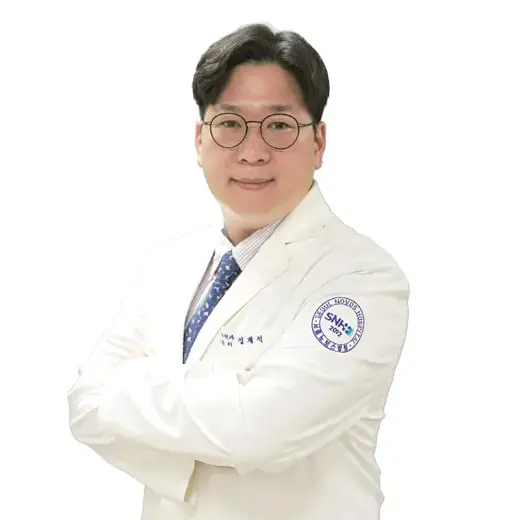 Chung Jae Seok 医師の公式プロフィール写真