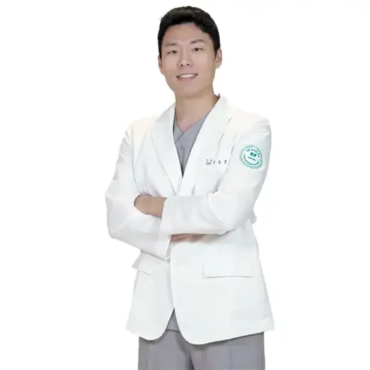 Joong-Hyun Park 医師の公式プロフィール写真