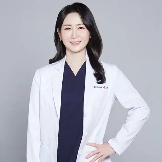 Lee So-yeon 歯科医師の公式プロフィール写真
