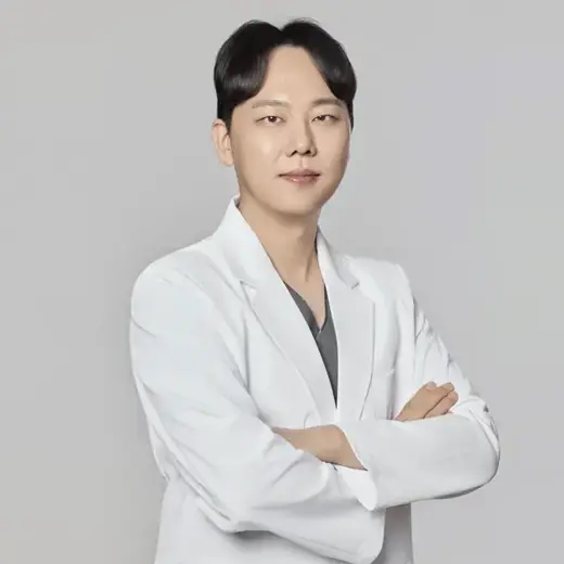 Jong-woo Yoon 医師の公式プロフィール写真