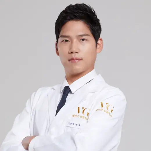 Park Sang-wook 医師の公式プロフィール写真