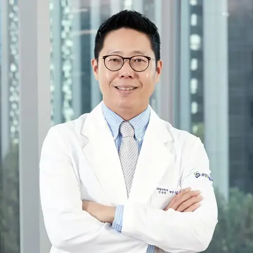 Kim DaeHwan 医師の公式プロフィール写真